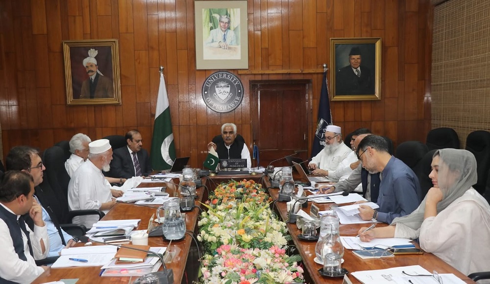 The 454th meeting of the Syndicate was held in the Committee Room, UoP, under the Chairmanship of Vice Chancellor Prof. Dr. Johar Ali